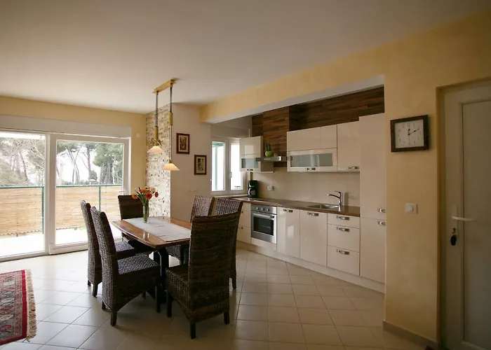 Laste Apartmán *